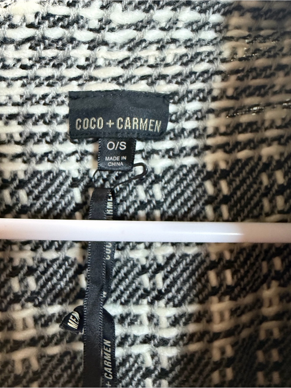 Nwt Coco + Carmen Black & White Plaid Fringe Shawl Cardigan - Picture 5 of 5